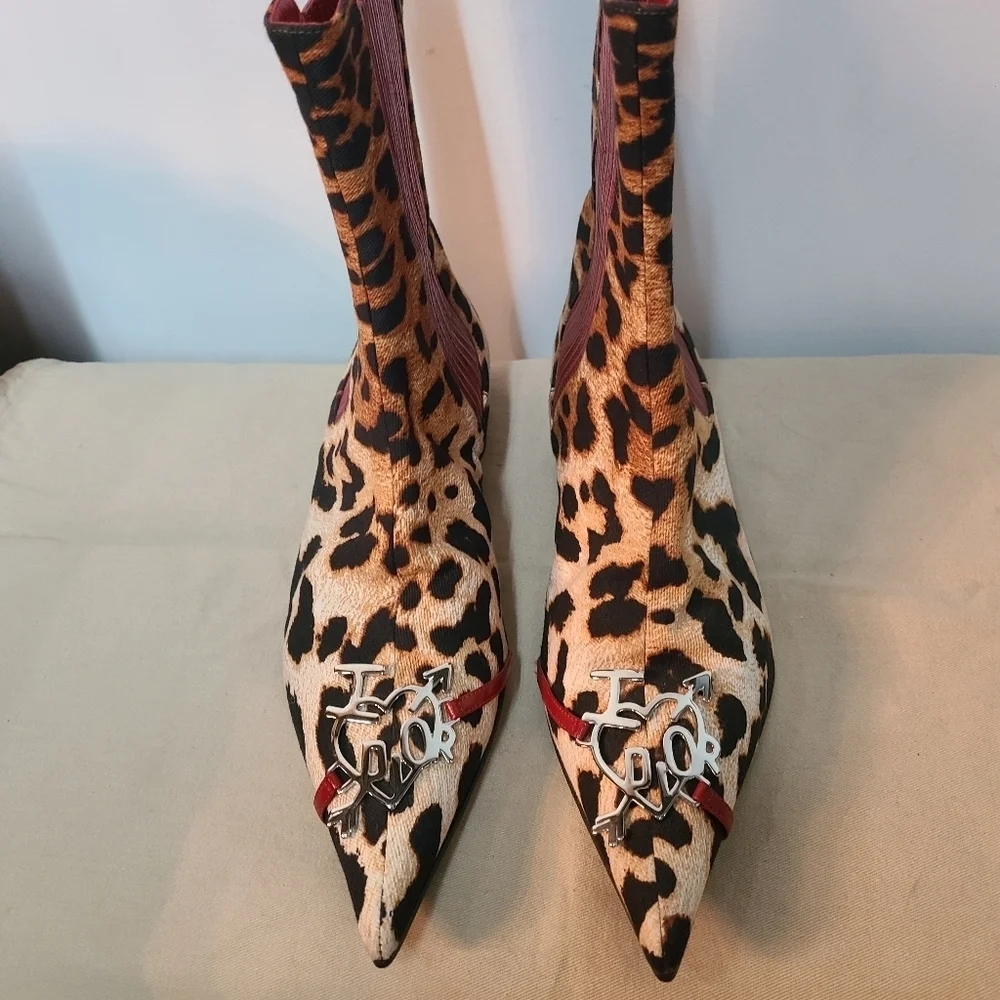 Christian Dior Leopard Peint Boots - Picture 3 of 15